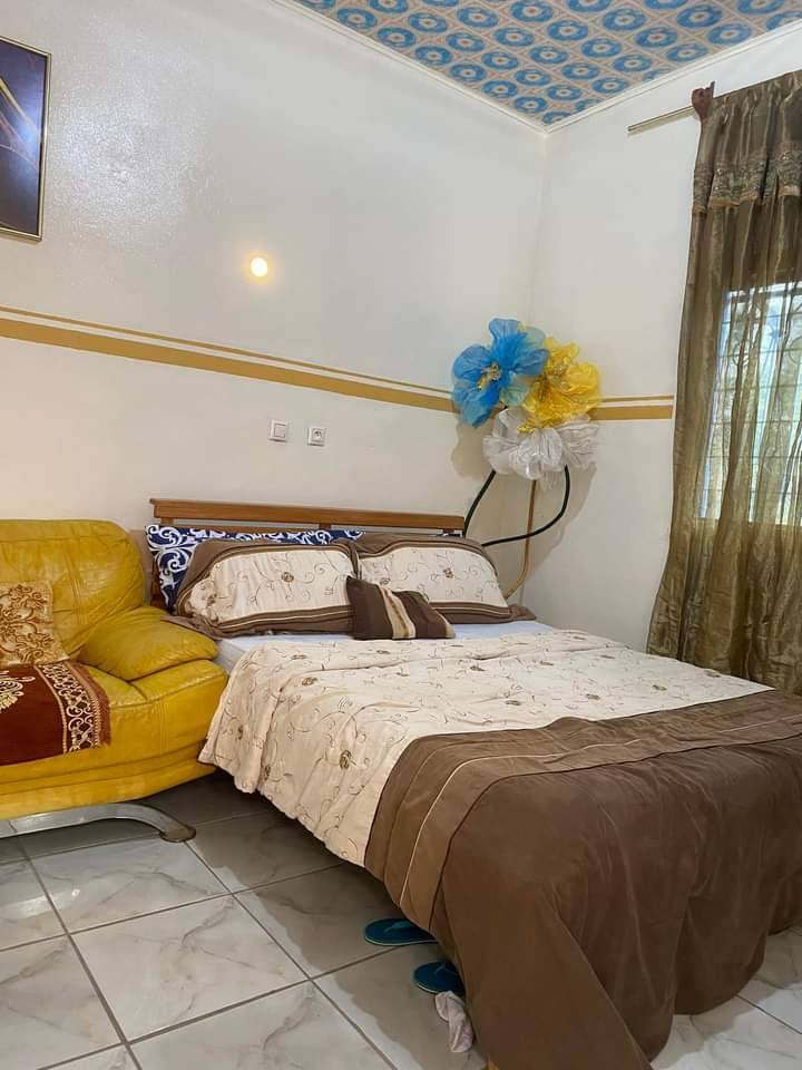 chambre meublé