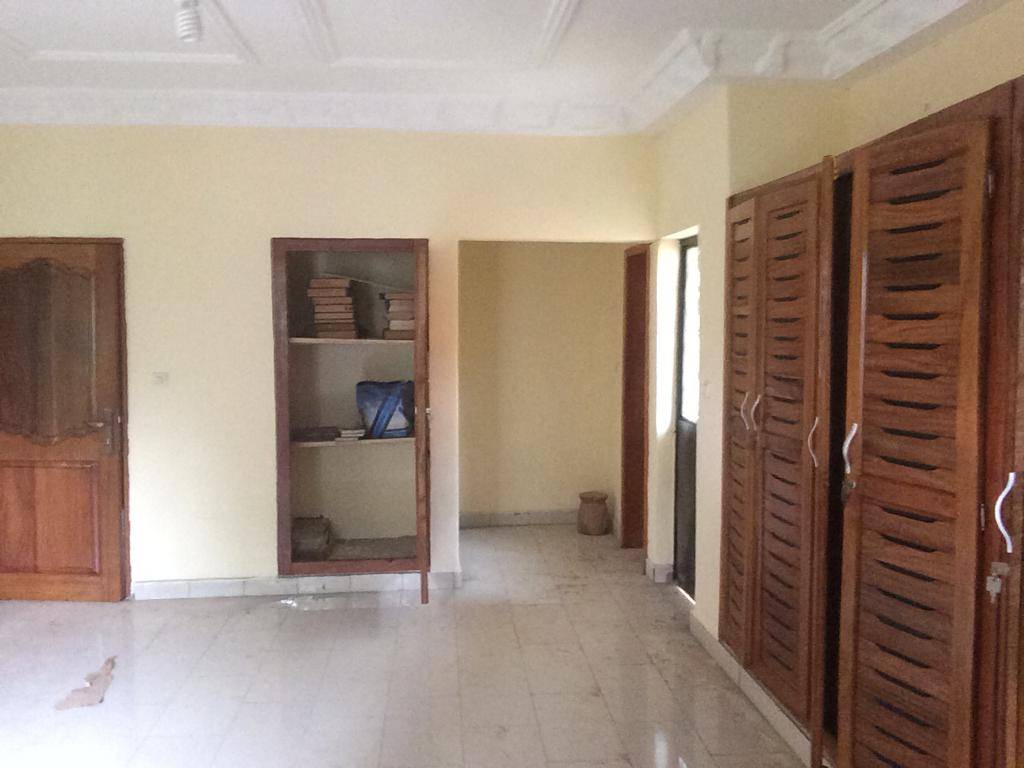 UN APPARTEMENT CHIC L03 CH/03 DCH A LOUER A DAMAS