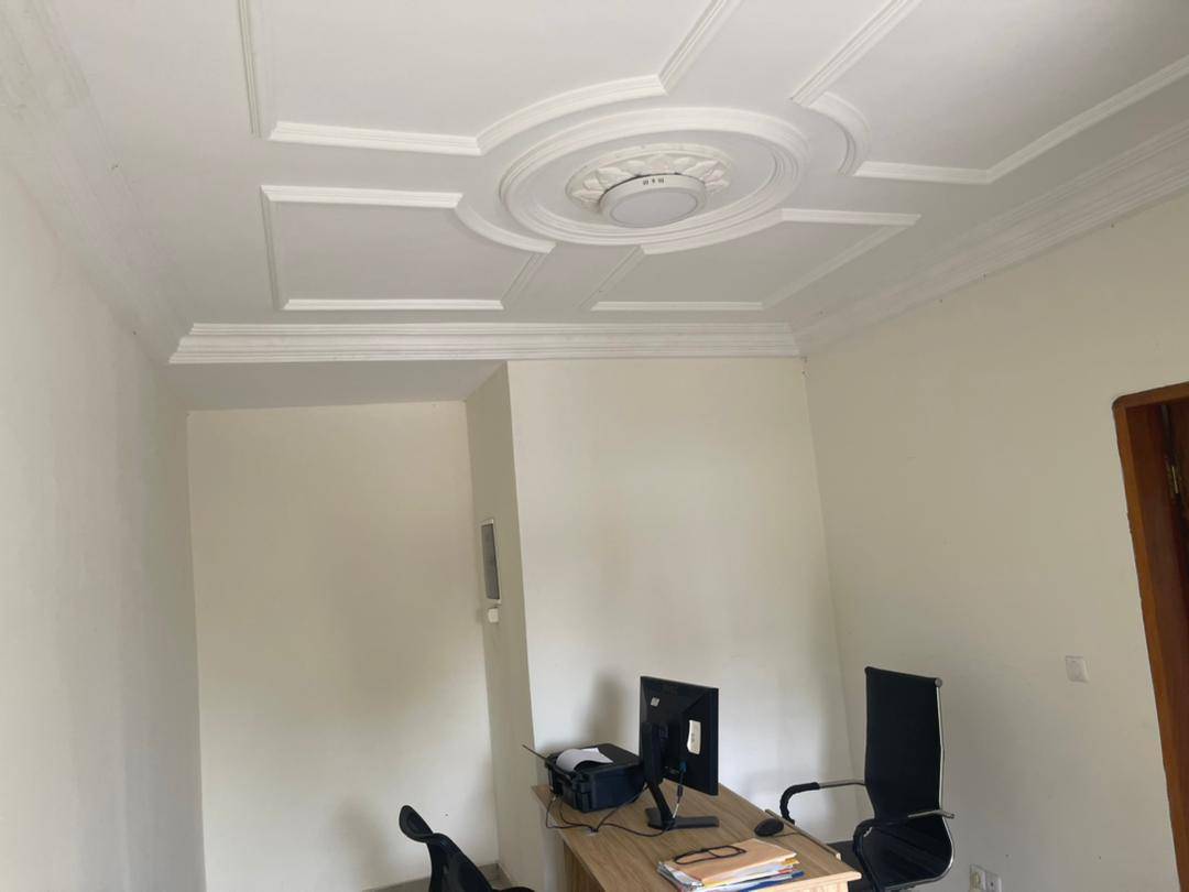 Bureau Meublé