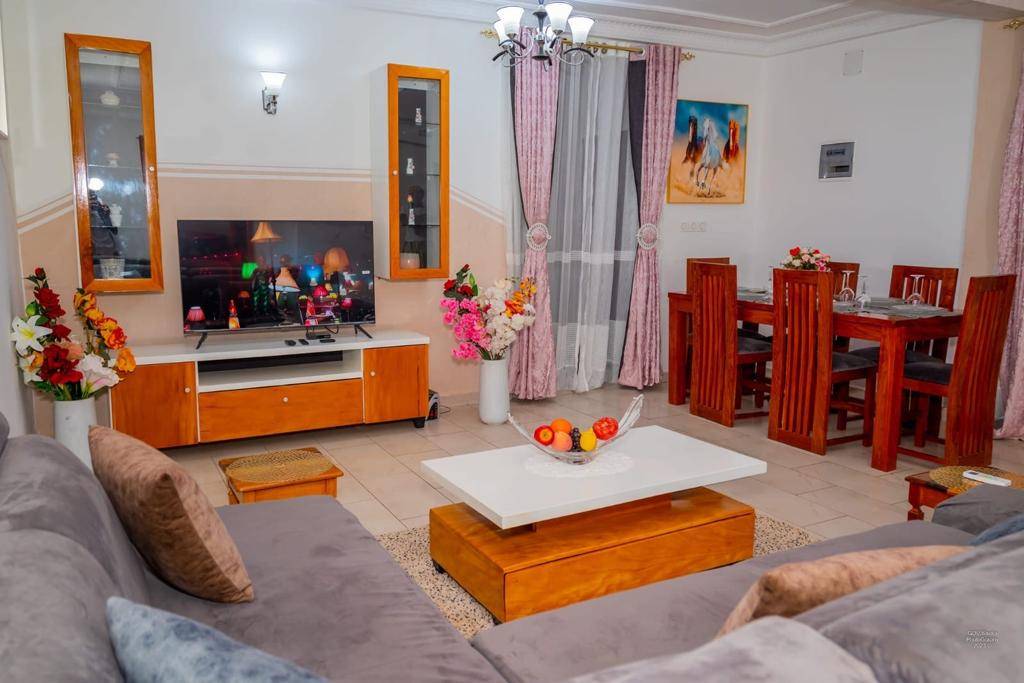 Luxury Yame Home