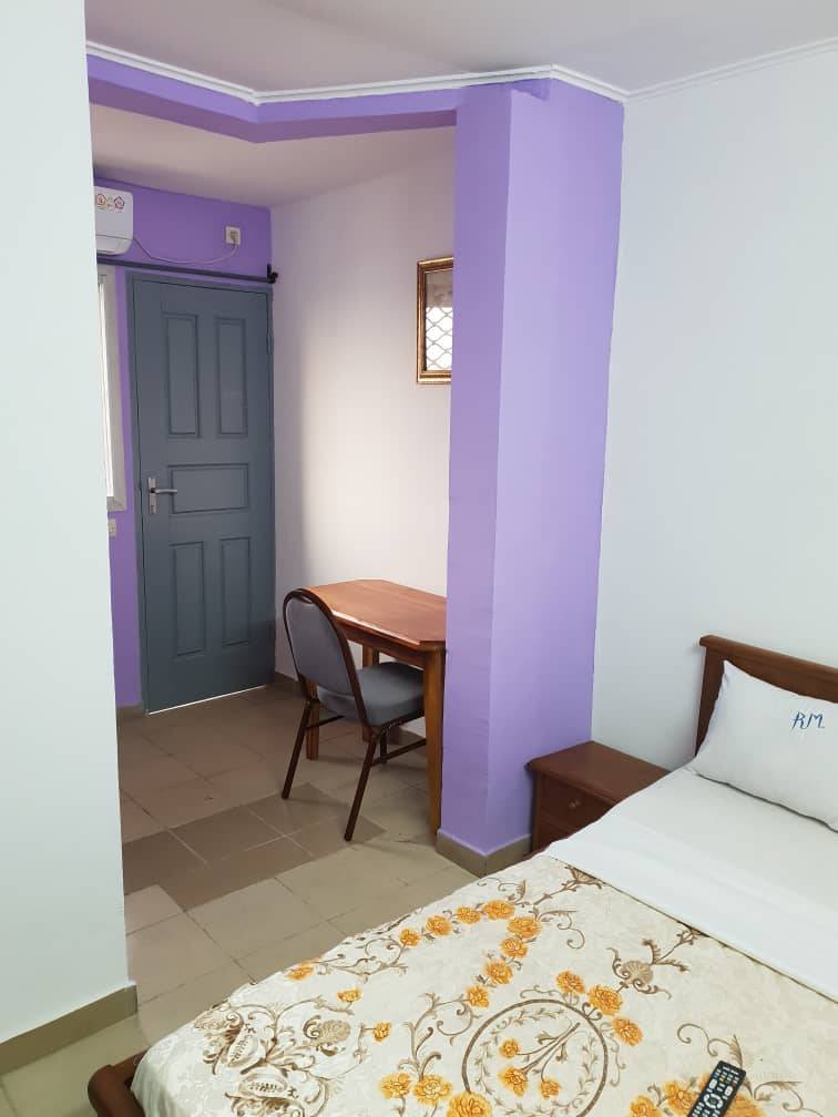 chambre meublée